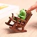 Eysinyge Miniature Desk Decor Set, Frog on Wooden Rocking Chair with Cat, Mini Resin Figurines for Office, Fairy Garden Decor, Funny Gifts for Women and Frog Lovers