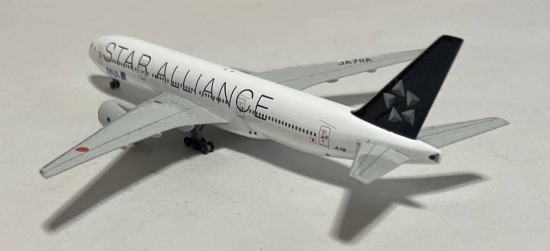 全日空商事 1/200 ANA B777-200 STAR ALLIANCE hq720.jpg?sqp=-
