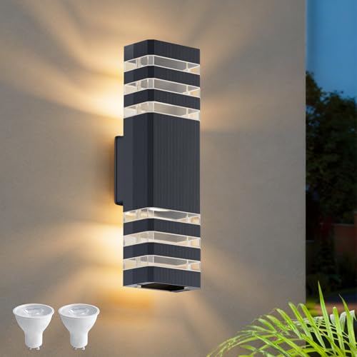Luminaire extérieur IP65 pour illuminer vos soirées terrasses en famille