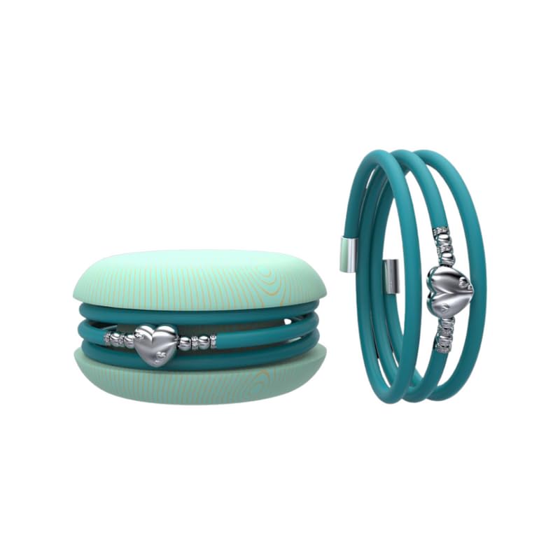 🎁 PASTICCINO MACARON: esplora la versatilità del nostro bracciale Macaron, accompagnato da un rocchetto di legno a ricordare il famoso pasticcino. Per offrirti un tocco sorprendente, il rocchetto potrebbe presentarsi in vari colori, senza possibilità di scelta, ma non necessariamente abbinato al colore del bracciale. Questa caratteristica rende ogni confezione un'emozionante sorpresa! Le foto sono indicative, permettendoti di scoprire l'intrigante diversità del nostro prodotto Made in Italy