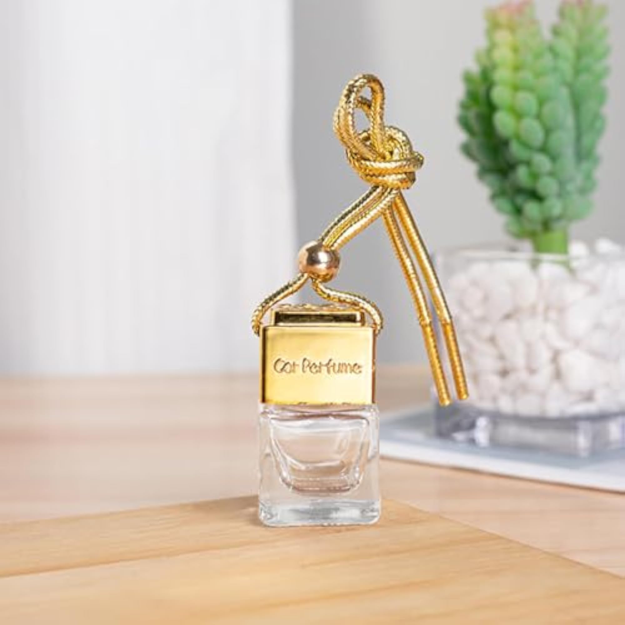 Empty Car Diffuser Pendant Perfume Bottle, Gold