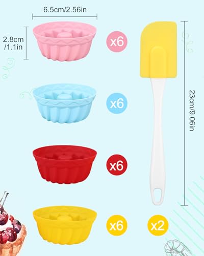 Xaosin Mini Gugelhupfform Silikon 24 Stück Mit 2 Spateln - Wiederverwendbare Muffinförmchen BPA-Frei - Klein Backformen 6,5 x 2,8 cm 4 Farben