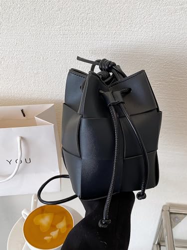 SweatyRocks Women's PU Leather Woven Crossbody Shoulder Bags Drawstring Bucket Bags2