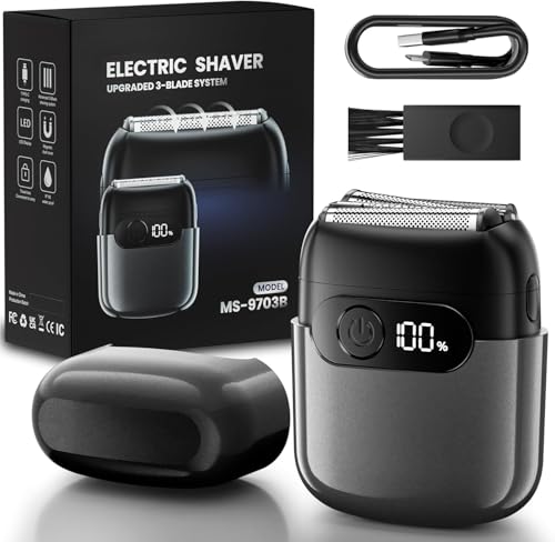 Compact IPX8 Foil Shaver
