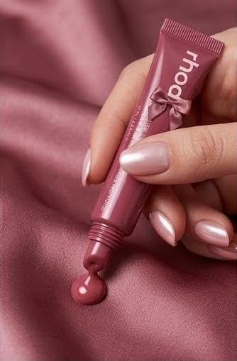 DEVIL Peptide Lip Tint Hydrates and replenishes lips for Glossy 10 ml - Image 4