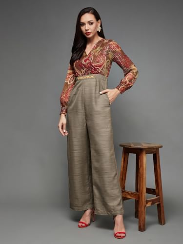 Image of Miss Chase Women's Keyhole Neck Regular Sleeve Regular Length Jumpsuit with Pockets