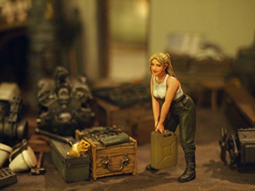 Aurora Model 1/35 Figures Wwii German Army Soldier Ver.6 Female Metal Kit #TOP4