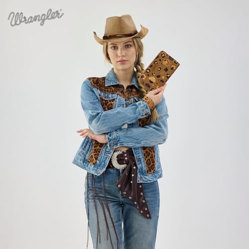 Montana West X Wrangler Women's Wallets Leopard Print Wristlet Wallets for Women Credit Card Wallet with Zipper Pocket — view 4