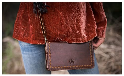 STS Ranchwear Womens Catalina Croc Evie Chestnut Leather Clutch Bag4