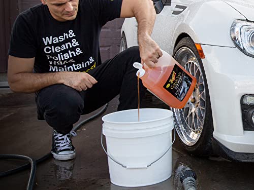 Meguiar's Car Wash Bundle - 1 Gallon Gold Class Car Wash & Water Magnet Microfiber Drying Towel - Image 5
