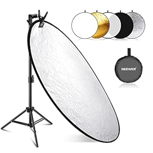 NEEWER 43″/110cm Light Reflector Kit, 5 in 1 Collapsible Round Reflector (Translucent/Silver/Gold/White/Black), Metal Clamp and 21″-43”/53-110cm Short Stand for Low Angle Children Studio Photography
