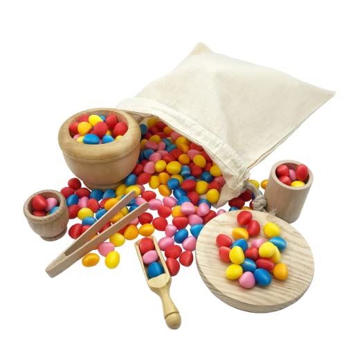 Set di Accessori da Cucina in Legno - Trasferimenti Travasi Montessori - Set Euristico - Contiene Pinze, Cucchiaio, Piatto, Calici, Mortaio e Borsa di Stoffa (7 Pezzi)