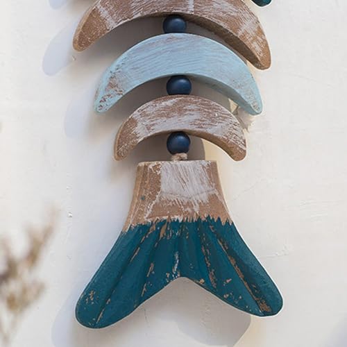 Pendentif brochette de poisson décor boisé pour mur nautique suspendu