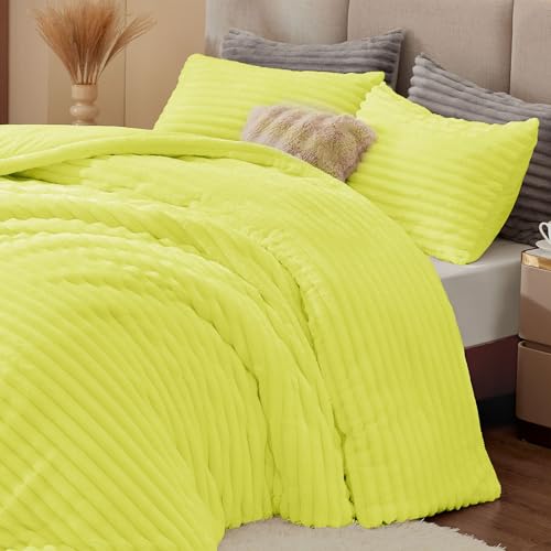 BEDELITE Fleece King Comforter Set -Super Soft & Warm Fluffy Charlock Bedding, Luxury Fuzzy Heavy Bed Set for Winter with 2 Pillow Cases