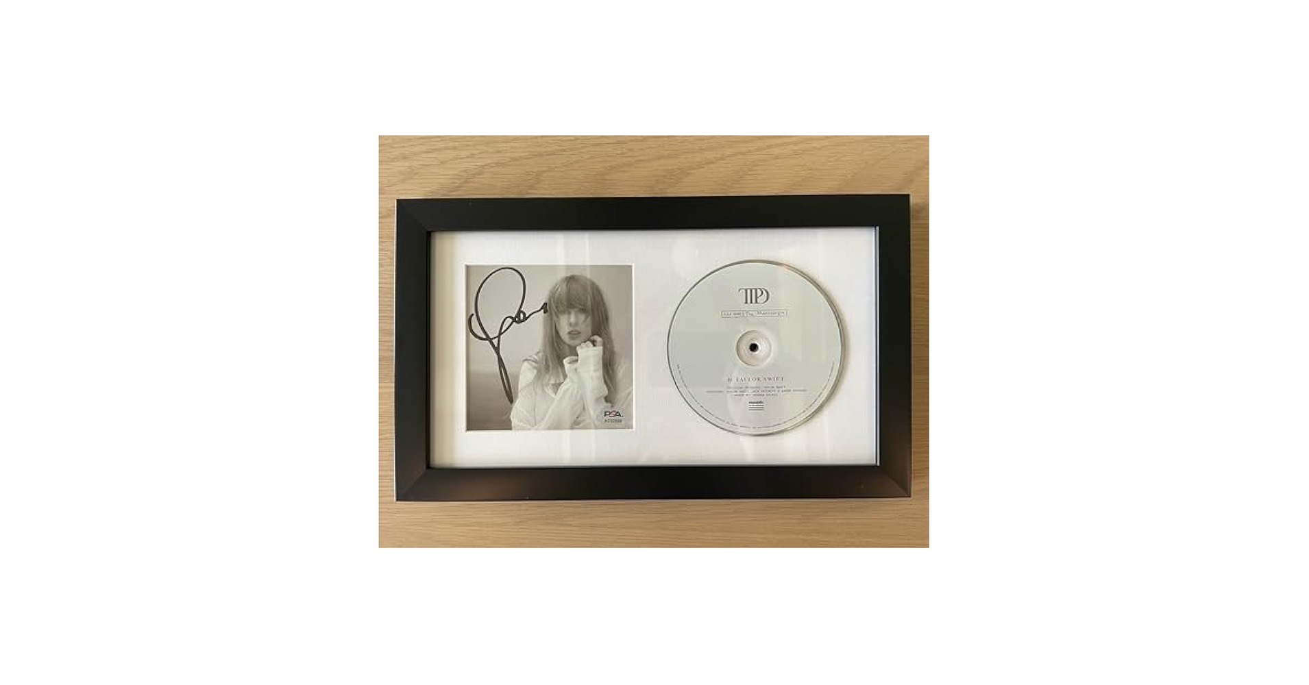 Taylor Swift TTPD直筆サイン入り CD アルバム　訳あり① Taylor Swift Signed CD The Tortured Poets Department TTPD