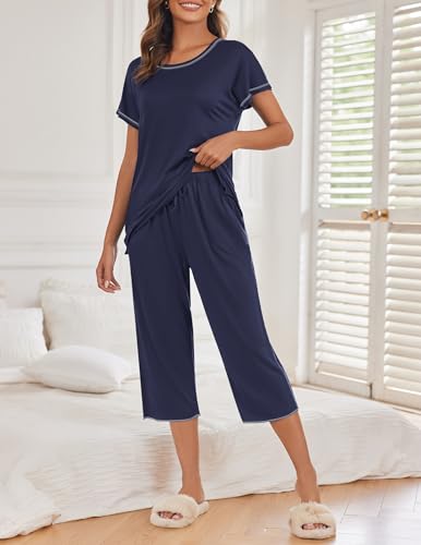 Image of Ekouaer Women's Capri Pajama Sets Print Short Sleeve Sleepwear Top and Capri Pants Soft Loungewear with Pocket