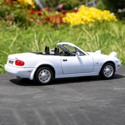 Image of 1:24 Mazda Miata MX-5 White Model Toy Car with Pullback, Removable Top, Blinking Lights with Sound and Bright Lights
