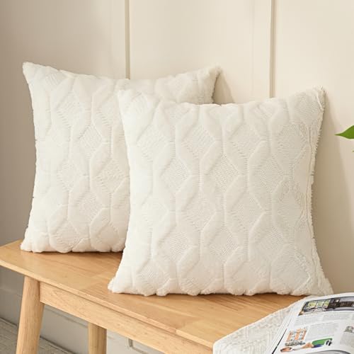 Volcanics Pack of 2 Faux Wool Throw Pillow Covers 18x18 Inches Decorative Farmhouse Velvet Couch Pillow Case Soft Plush Square Boho Cushion Pillowcase, Cream Beige