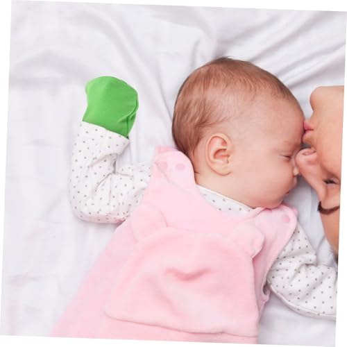 BESPORTBLE 4Pairs Newborn Scratching Gloves Soft Cotton Mittens for Protection Random Color Breathable Comfortable Prevent Scrapes Delicate Skin4