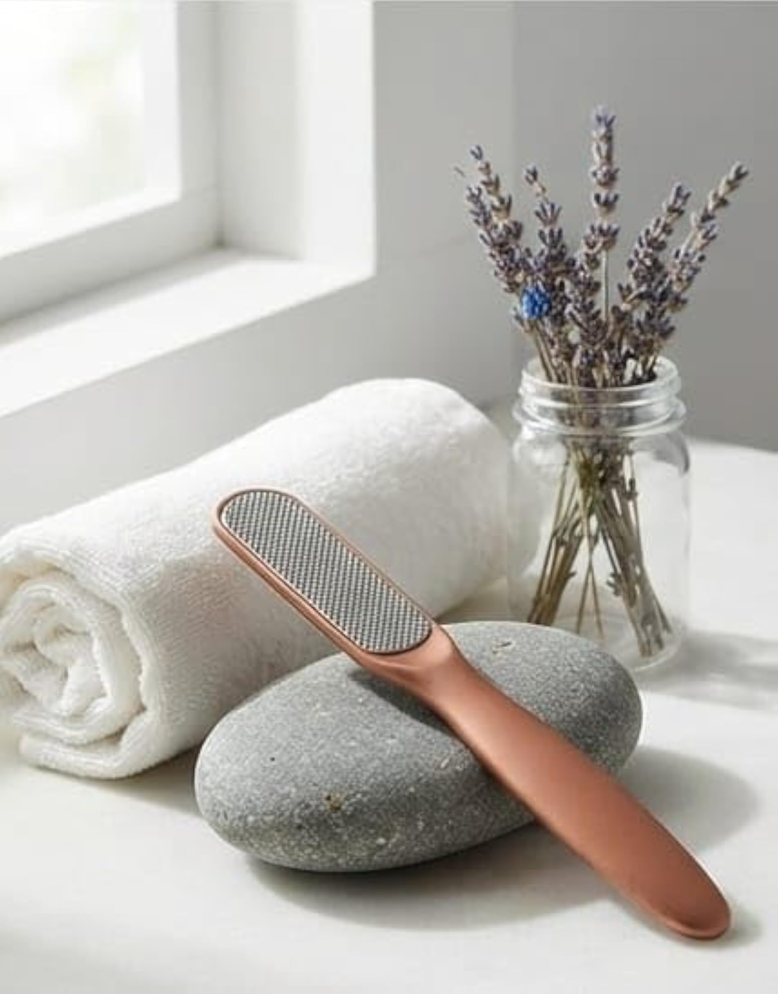 Hard Skin Remover Foot Scrubber & Callus Remover Tool