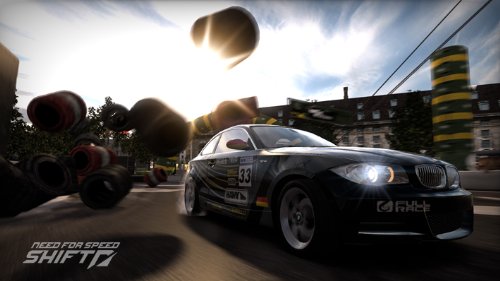 Need for Speed Shift simulation de course avec vue cockpit ultra réaliste