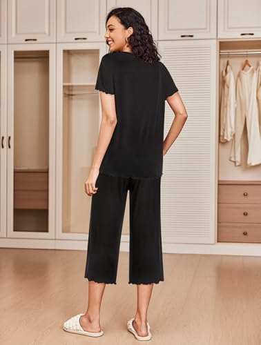 Image of Ekouaer 2 Pack: Women's Pajamas Set Short Sleeve Sleepwear Capri Pants Pjs Soft Loungewear with Pockets