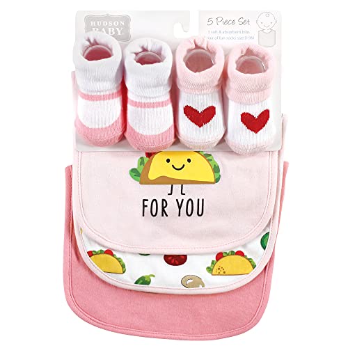 Image of Hudson Baby Unisex Baby Cotton Bib and Sock Set, Girl Pizza Taco, One Size