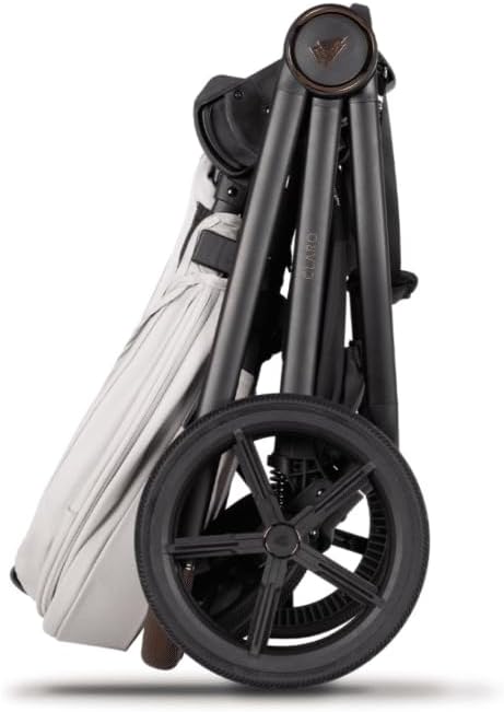 Venicci Claro folded from front