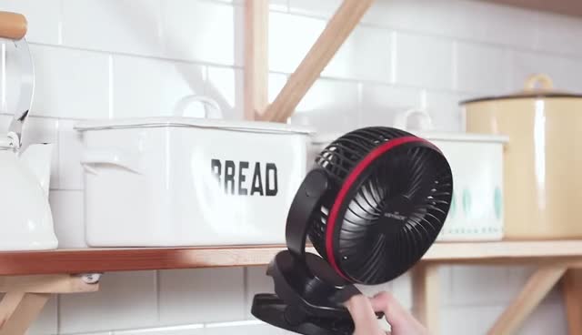 扇風機 最新発売 卓上 携帯扇風機 卓上USB扇風機 ミニ扇風機 大風量 10400mAh 大容量 強風 限定セール 車載 低騒音 軽量 充電式 キャンプ ピクニック テント Amazon | 扇風機 usb 卓上扇風機 小型 充電式 ミニ扇風機 せんぷうき