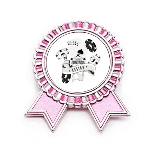 Broche carte à jouer pour personnaliser une veste terne avec style