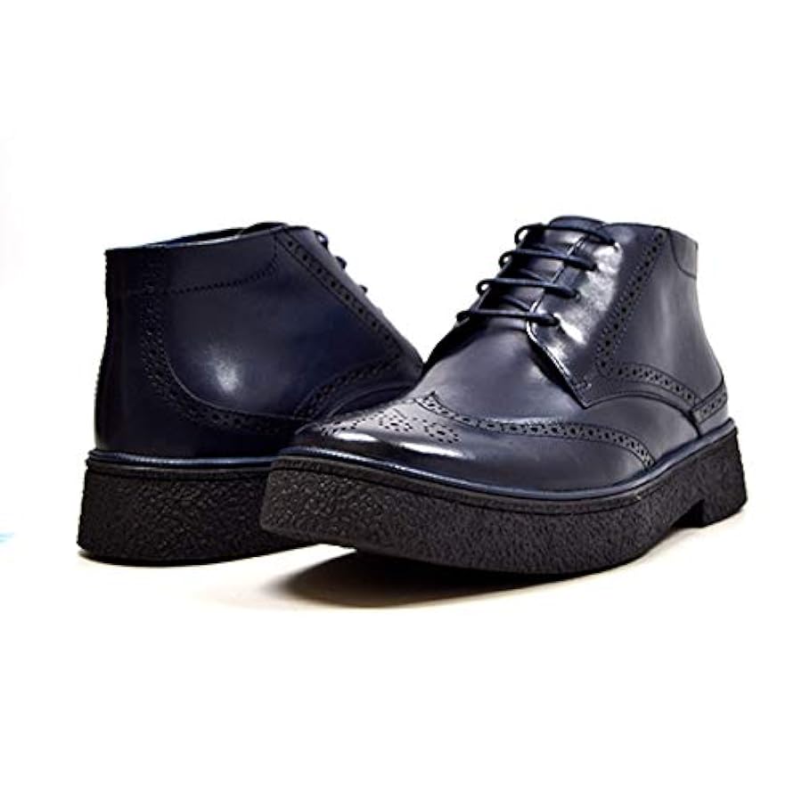 Amazon.com: British Collection Playboy Classic Wingtip