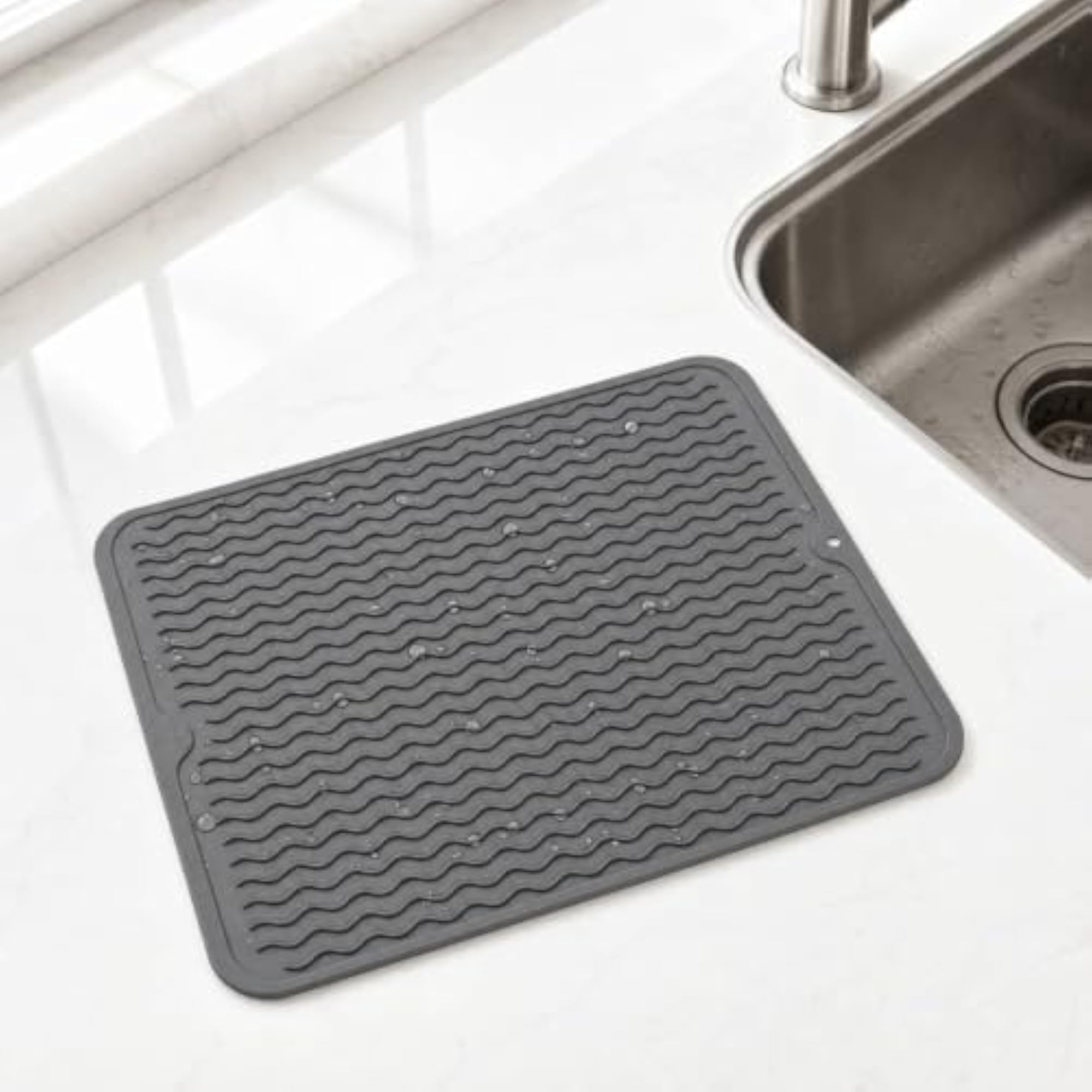 Non-Slip Dish Drying Mat with Raised Drainage Edges
