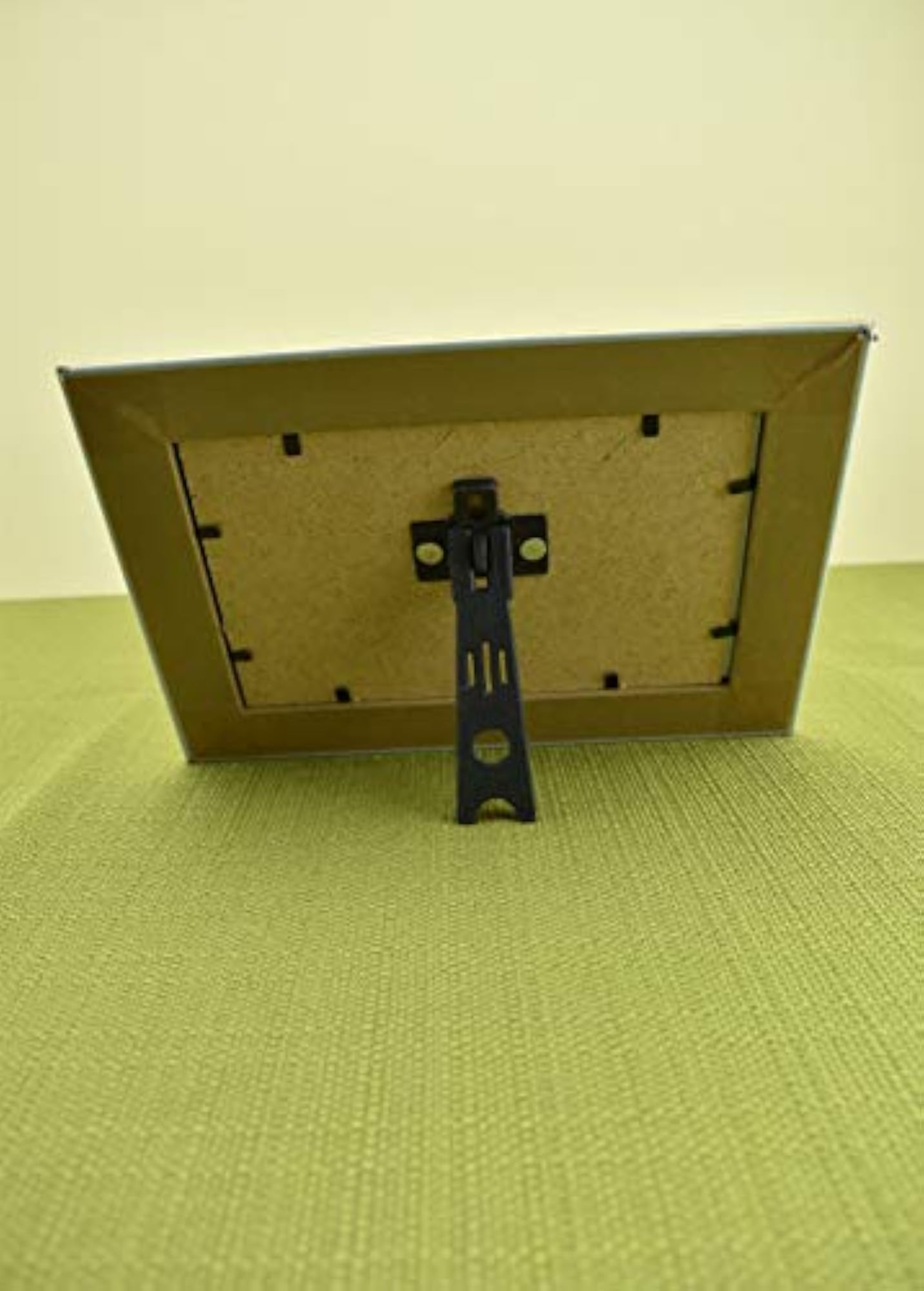 White Decorative Horizontal Picture Frame with Stand