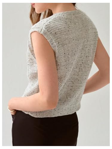 OYOANGLE Women's Button Up Sweater Vest Crew Neck Elegant Work Dressy Knit Vest Old Money Clothes2