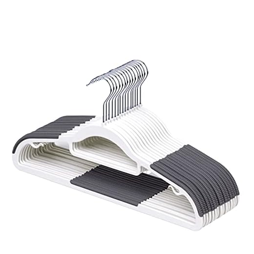 OIKA Coat Hangers 50pack White Plastic Hangers Upgraded Rubber Strip Non-Slip Clothes Hangers Space Saving Coat Hanger Heavy Duty Pants Hangers 16.5inch 360 ° Swivel Hook