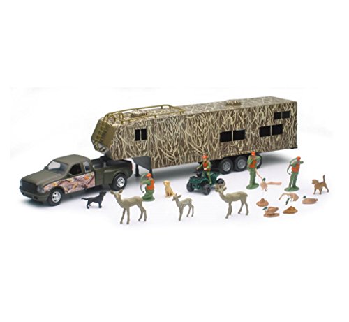 NewRay Wildlife Hunter Fifth Wheel W/ Camo Camper & Deer Set Scale 1:32