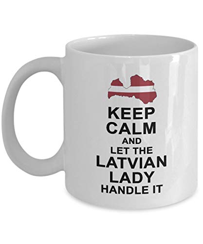 Gardez votre calme et laissez la dame lettonne le manipuler mug à café - cadeau letton pour femme grand-mère maman tante petite amie - cadeau d'anniversaire gag café tasse à thé blanc 11 onces en céra