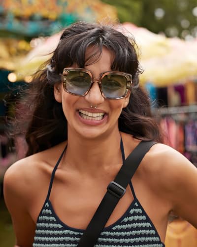 FEISEDY Square Oversized Sunglasses for Women Big Large Wide Shades Vintage Retro Thick Frame UV400 Protection B01963