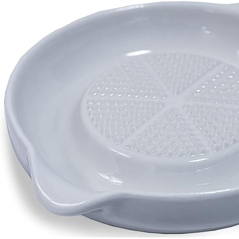 Ceramic Grater for Garlic, Ginger, Wassabi, and More Cover