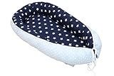 UNKOMPLIZIERTE HANDHABUNG: Das Baby Kuschelbett kann einfach überall hin mitgenommen werden. Nach der Verwendung kannst du es zudem bei 30 °C waschen. So bleibt alles hygienisch.