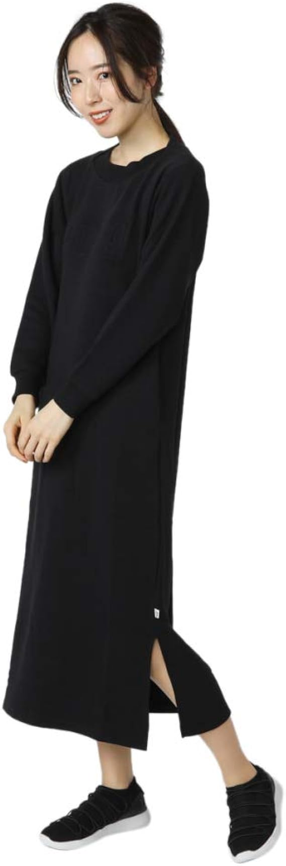 Amazon Co Jp プーマ ワンピース スウェットドレス スポーツウェア レディース 服 ファッション小物