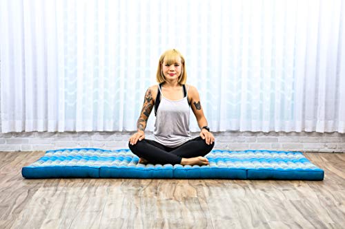 Image of Leewadee Trifold Mattress Standard - Comfortable Thai Massage Pad, Foldable Floor Mattress Filled with Kapok, Perfect to Use as a Sleeping Mat 79 x 28 inches, Light Blue