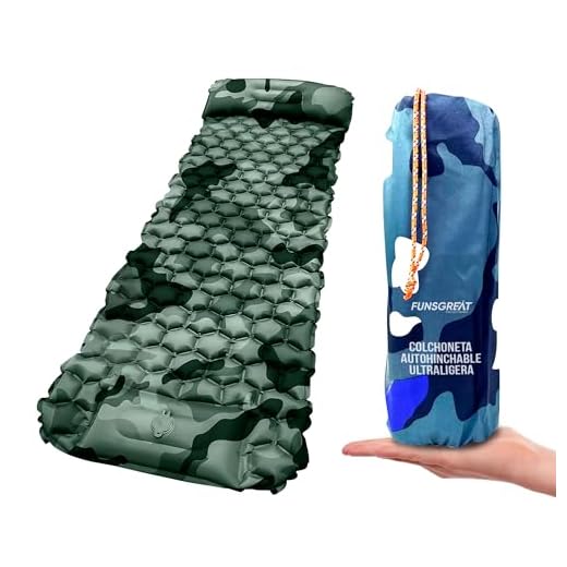 FUNSGREAT Colchoneta de Camping Inflable con el Pie - Ultraligera para Dormir con Almohada de Aire, Plegable, Impermeable - Colchón para Senderismo, Acampada y Tienda de Campaña - Camuflaje