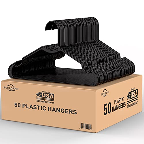 Sehloran Plastic Hangers 50 Pack,Space Saving Notched Hangers, Space Saving Slim Hangers, Heavy Duty Clothes Hanger For Coats,Pants,Dress,Shirts,White&Black,Made In Usa #TOP2