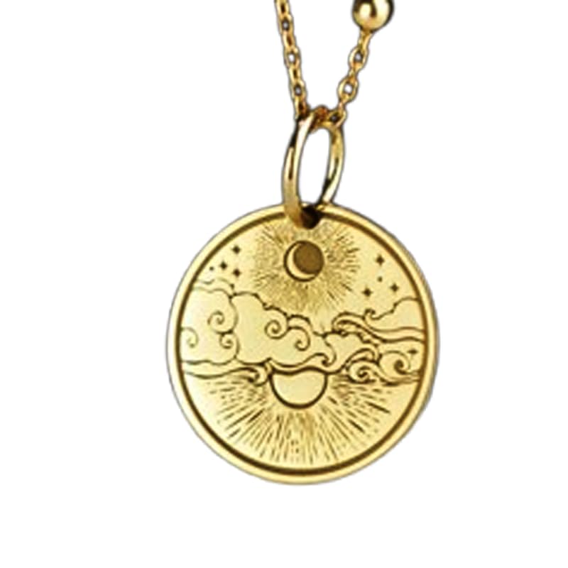 Pendentif céleste gravé or et argent : le cadeau idéal avec maille forçat