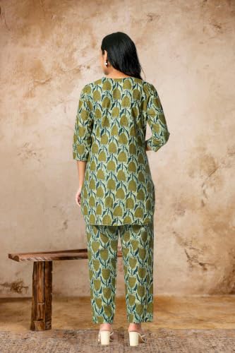 Image of Women's Pure Cotton Printed Night Suit,Top and Relaxed Pajama Set, Stylish Sleepwear