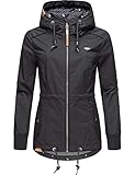LOOK: Stylische Damen Outdoorjacke mit gefütterter Kapuze und Print-Innenfutter vom angesagten Street-Wear Label Ragwear - 100% vegan hergestellt
