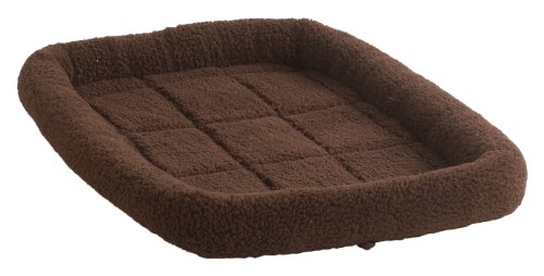 LITTLE GIANT Fleece Pet Bed - Pet Lodge - Medium Dog Bed, Machine Washable (Chocolate) (Item No. 160759)