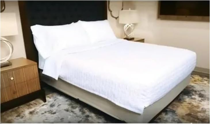 Manchester Mills Hampton Inn Mock Duvet Hotel King White 98x98 & Envirosleep King 8oz Down Alt Blanket 96x93