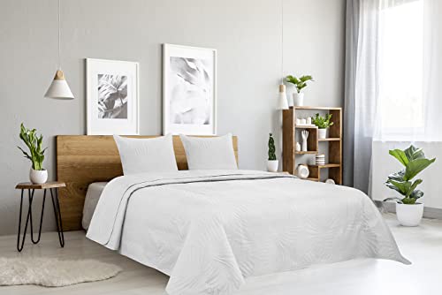 Autrefois Dessus de lit Blanc Oasis - Couvre lit matelassé Doux et léger - Boutis uni 240x260 cm - 2 Places avec Deux taies 65x65cm- Motifs Feuilles de...